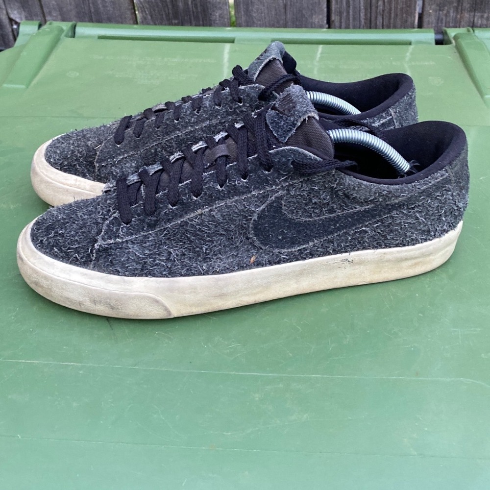 Nike Blazer Low Premium Black Hairy Suede Mens Sneakers‎ 880872-002 Size 11